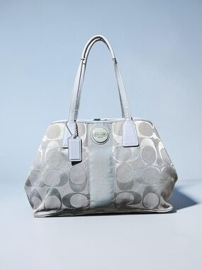 🌻Coach F17424 Signature C Framed Carryall Tote Jacquard Kisslock Handbag Purse